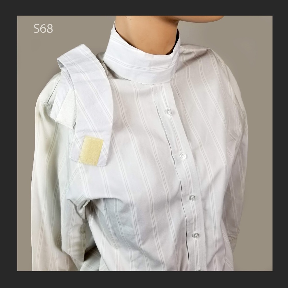 S68Ladies Roth Shirt w/ 2 collars